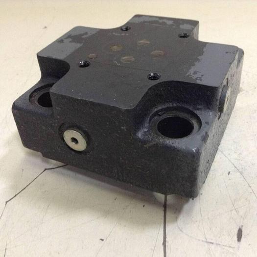 Used VICKERS Valve CVCS25D1S210S19 #89203