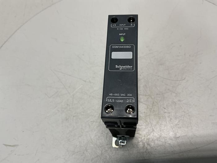 Used SCHNEIDER ELECTRIC SSM1A430BD