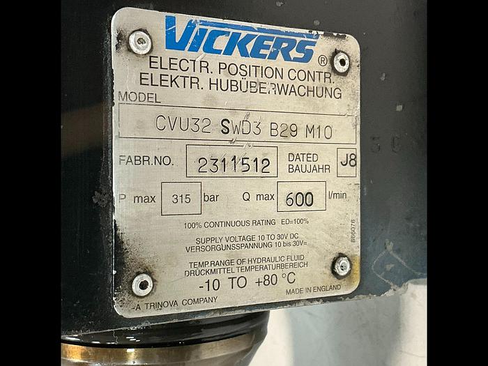 Used VICKERS DG4V-3-2A-M-U-B6-60