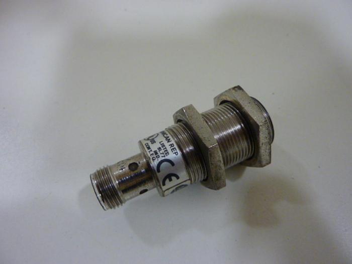 Used ALLEN BRADLEY Proximity Switch 872C-DH5NP18-D4 SER C #53273