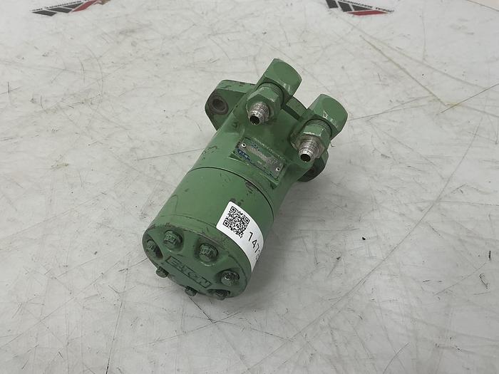 Used CHAR LYNN 101 1032 007