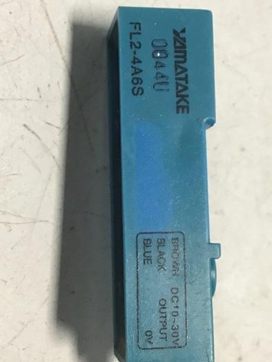 Used YAMATAKE Proximity Switch FL2-4A6S #128182