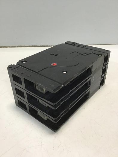 Used SIEMENS 30 Amp Circuit Breaker ED63B030 #138497
