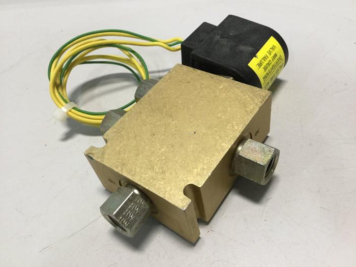 Used VICKERS Solenoid Valve SV11046T115AP #110914