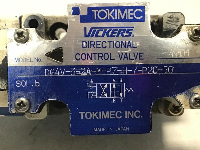 Used VICKERS Directional Control Valve DG4V32AMP7H7P2050 #129668