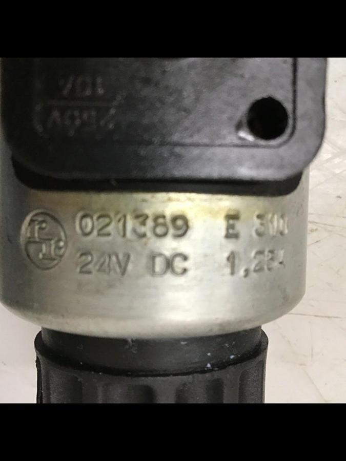 Used REXROTH Valve 4WE6E60/EG24N9K4 USED