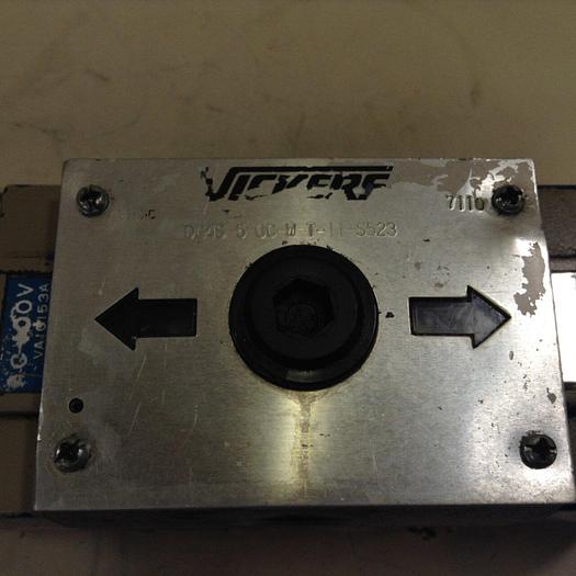 Used VICKERS Valve DG4S50CWT11S523 #80561