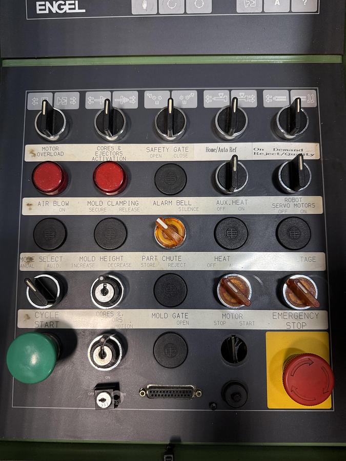 Used Need More Pics ENGEL CC100 Operator Interface Used #149325