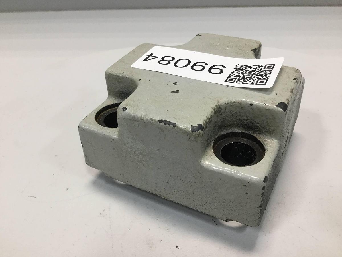 Used VICKERS Valve CVCS25NS210 Used