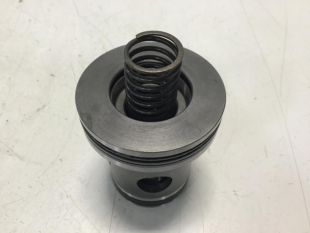 Used VICKERS 32-D11 Cartridge Valve Insert Used #142364