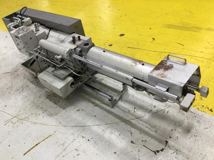 Used SUMITOMO 3.7 Oz Injection Unit SG100M-C250M / IU Used