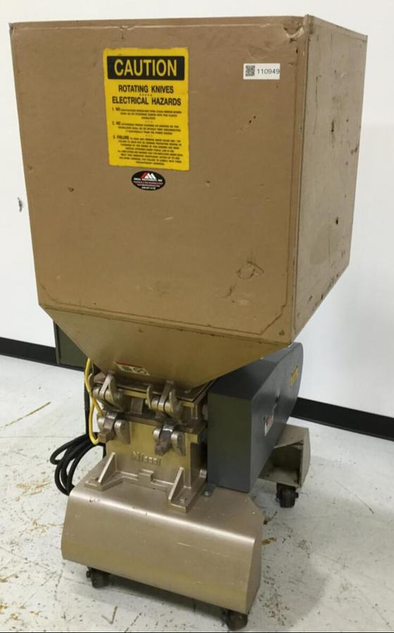 Used NISSUI 2 HP Screenless Grinder Granulator FNSK-15SC Used
