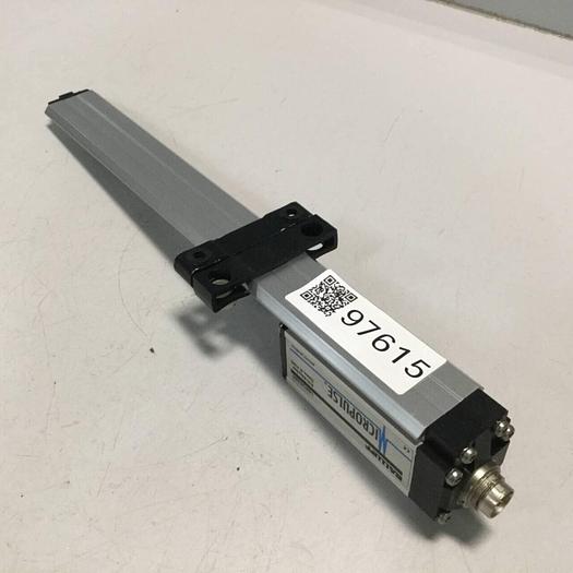 Used BALLUFF Transducer BTL-5-A11-M0152-R-S32 #97615