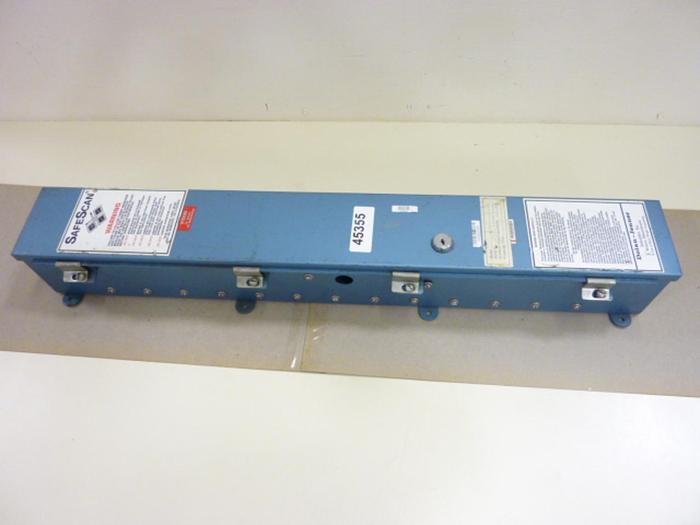 Used DOLAN JENNER Light Curtain Receiver SSIV-28R #45358