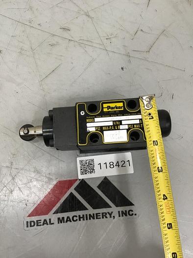 Used PARKER Valve D1VD4BVP05 72 #118421