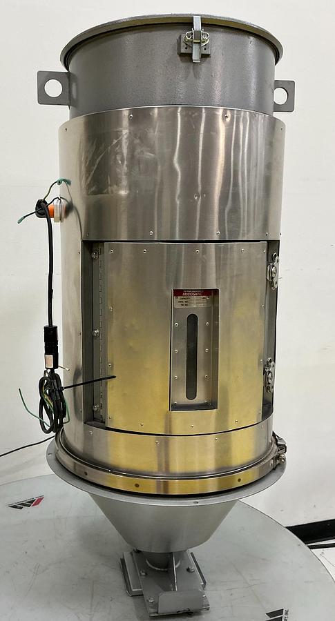 Used THORESON MCCOSH 3039750