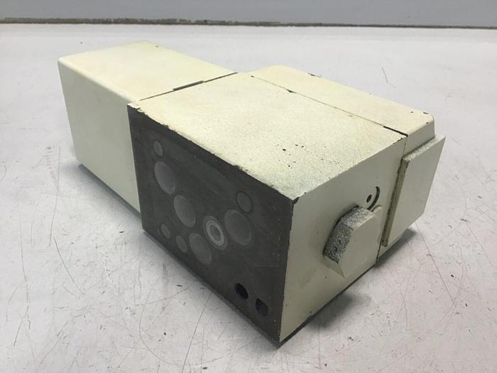 Used DOUBLE A Valve QJ5P246A3LKDC24 #132372