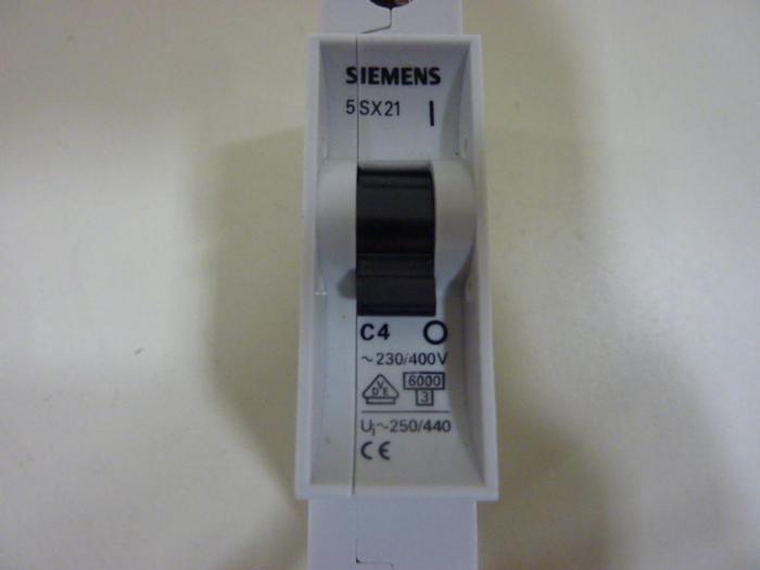 Used SIEMENS 4 Amp Circuit Breaker 5SX21C4 #46949