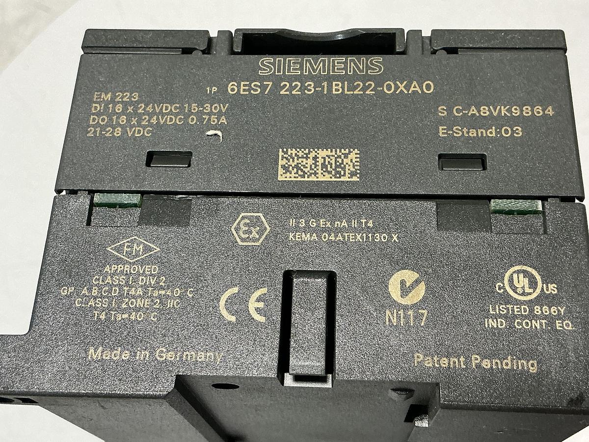 Used SIEMENS 6ES7 223-1BL22-0XA0