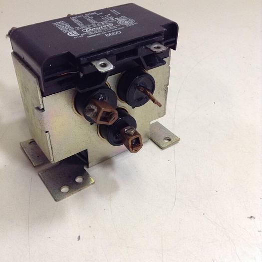 Used DAYTON Contactor Relay 3X752A #82577