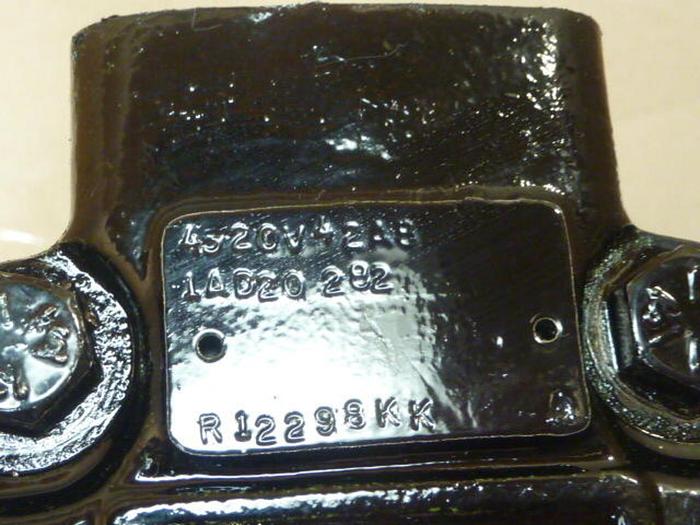 Used VICKERS Hydraulic Vane Pump 4520V42A8 #30755