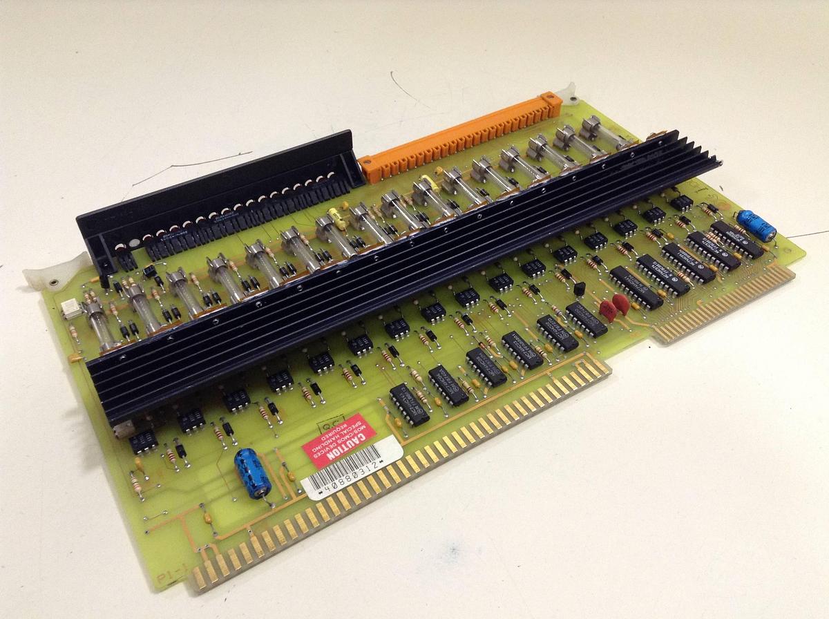 Used CINCINNATI MILACRON I/O Board 3-531-4479A Used