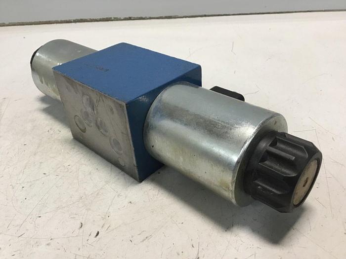 Used REXROTH Valve 4WE10U33/CG24N9K4 #132455