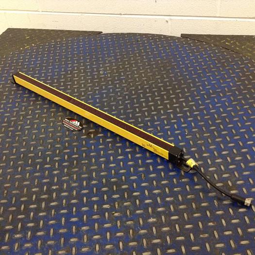 Used STI Light Curtain End Transmitter MCF47-30-600-X3 #78720
