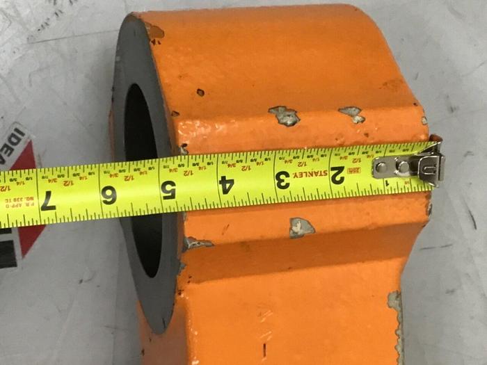 Used CINCINNATI MILACRON Toggle Link VT220-17 / TL Used