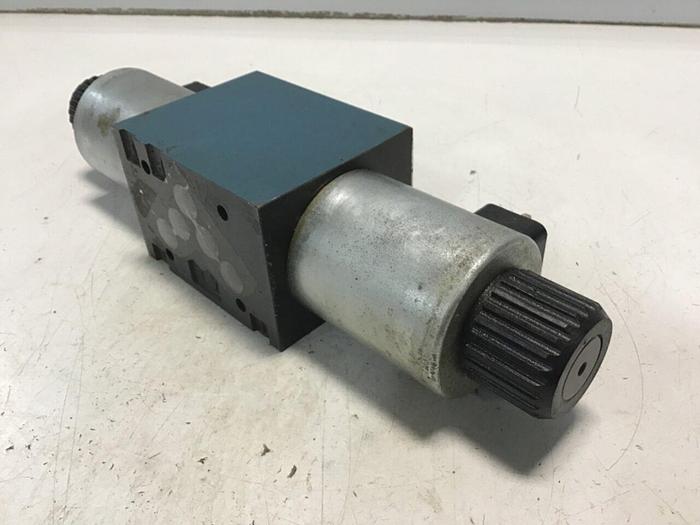 Used BOSCH Valve 0 810 001 701 #136577