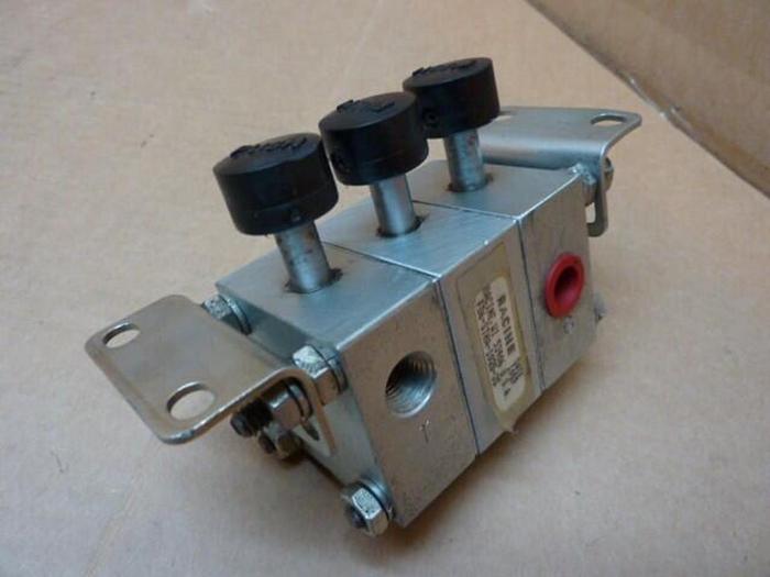 Used RACINE Valve FD6-STHA-1025-35 #21652