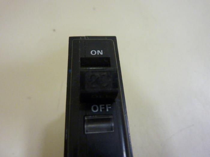 Used SQUARE D 20 Amp Circuit Breaker QOB120 #57217