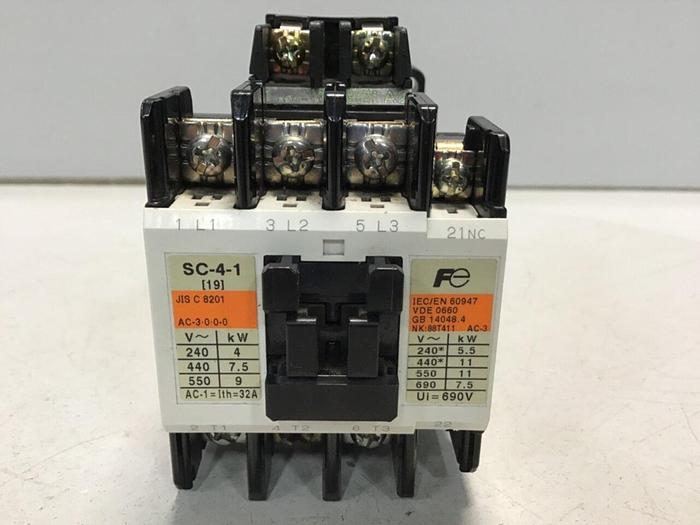 Used FUJI ELECTRIC Contactor SC-4-1 SC19AA #125413