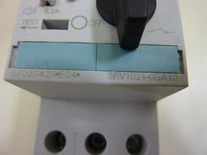 Used SIEMENS 0.63 Amp Circuit Breaker 3RV1021-0GA10 #50115