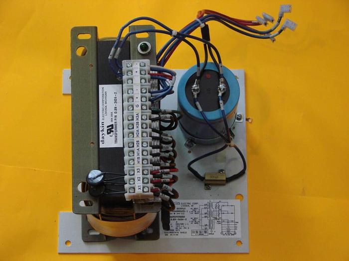 Used DAYKIN Power Supply PSD4862425-1 #7112