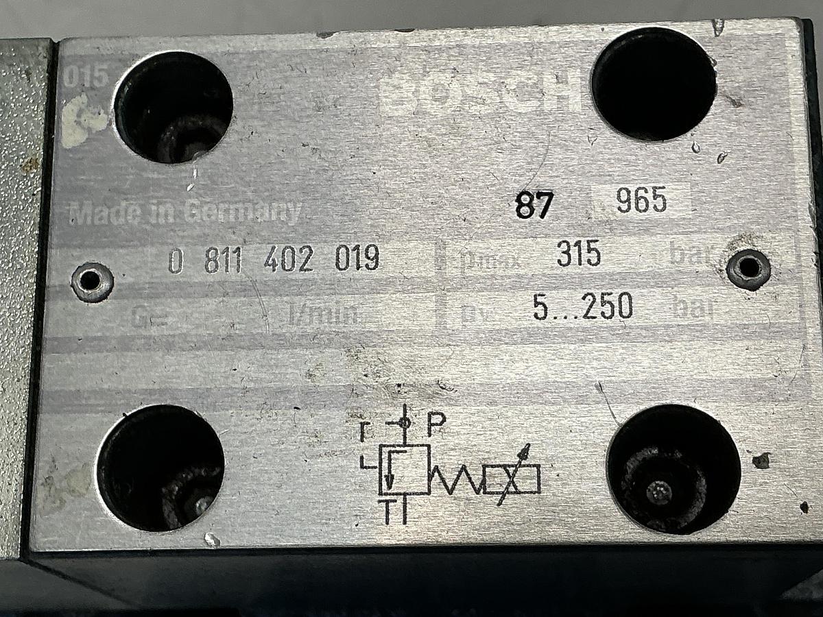 Used BOSCH 0 811 402 019