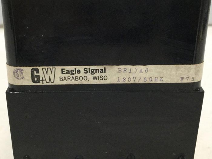 Used EAGLE SIGNAL Time Delay Relay BR17A6 #109129