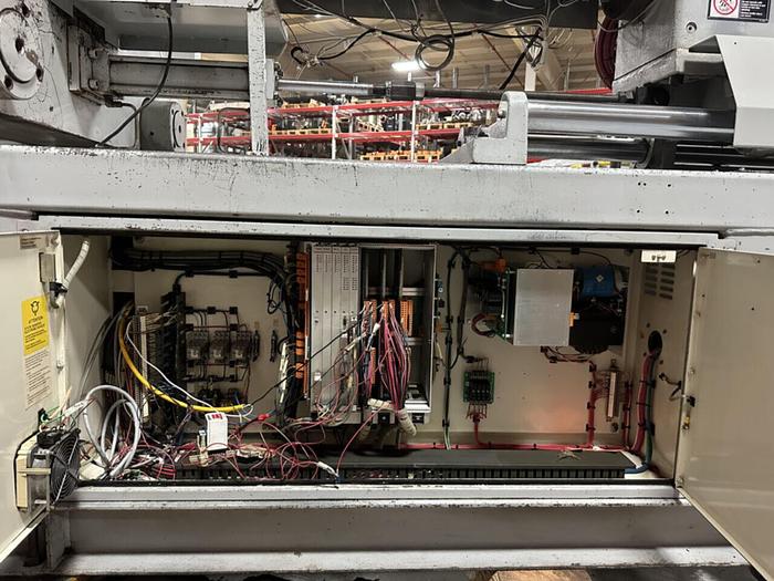 Used 1997 VAN DORN 500HP80 500 Ton Injection Mold Machine USED