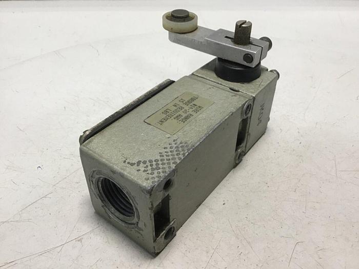 Used TELEMECANIQUE Limit Switch C3JK04 #121642