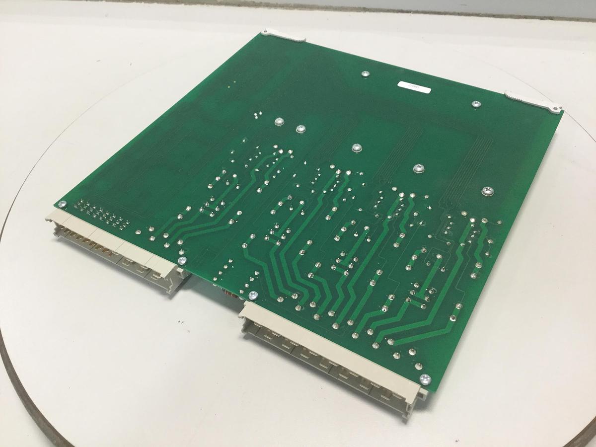 Used MOLD MASTER Circuit Board QMODPB02A #105436