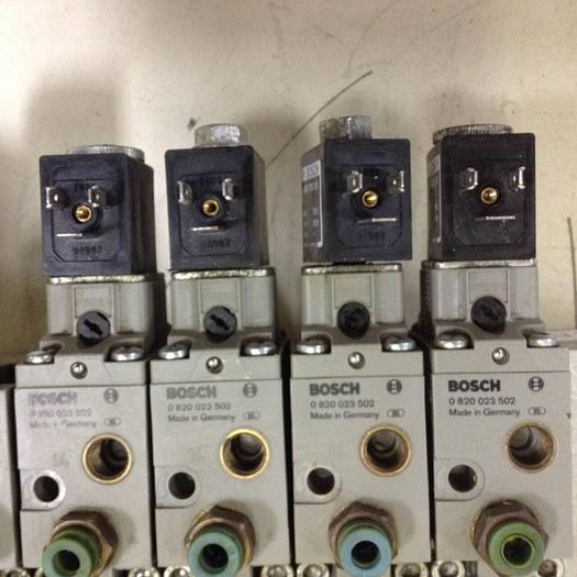 Used BOSCH Manifold & Valves 0 820 023 502 / MANIFOLD #88075