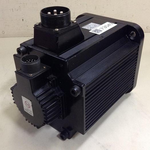 Used YASKAWA AC Servo Motor SGMG-55A2AC Used