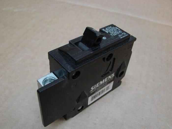 Used SIEMENS 15 Amp Circuit Breaker BQ1B015 #21925