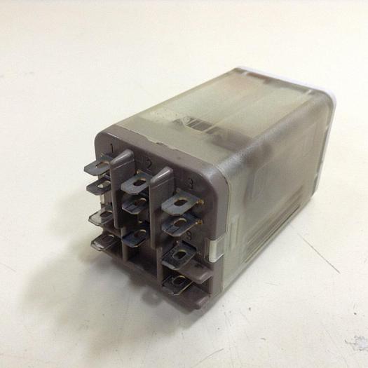 Used ALLEN BRADLEY Relay 700-HB33A1 SER C #76283