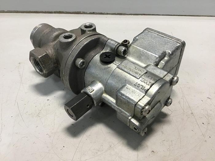 Used PARKER Pneumatic Valve N3554504549P #132920