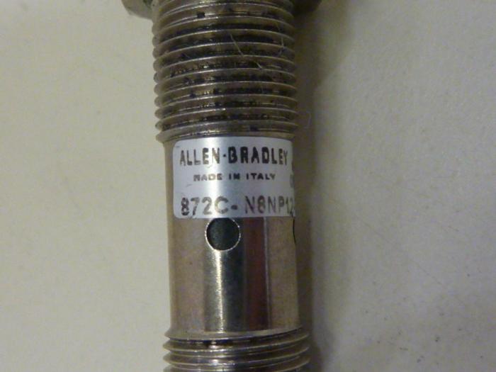 Used ALLEN BRADLEY Proximity Switch 872C-N8NP12-D4 SER A #62572