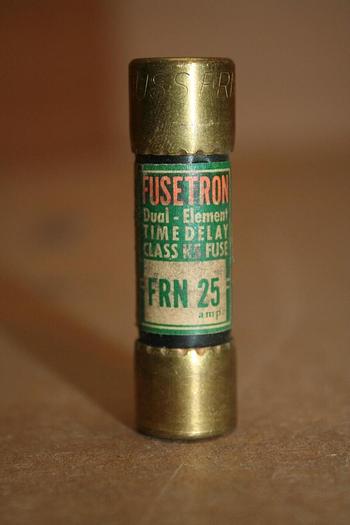 Used FUSETRON 25 Amp Fuse FRN-25 #19098