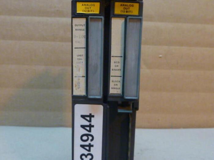 Used ALLEN BRADLEY Analog Output Module 1771-OFC SER A #34944