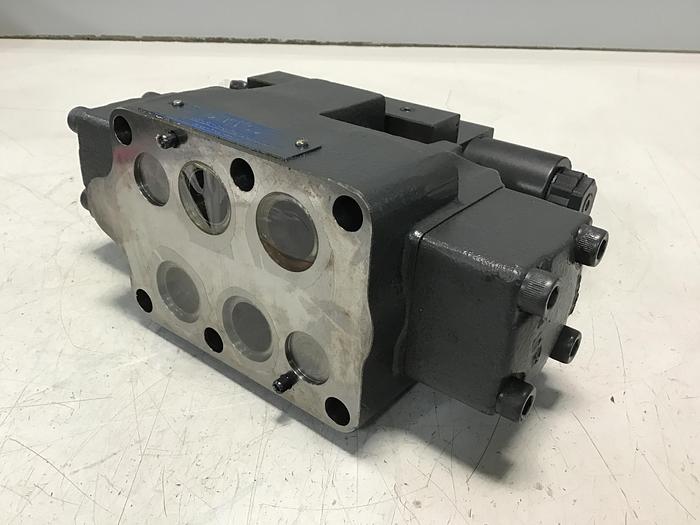 Used TOKIMEC Valve DG5V-H8-3C-T-U7-H-82-JA703 Used #145583