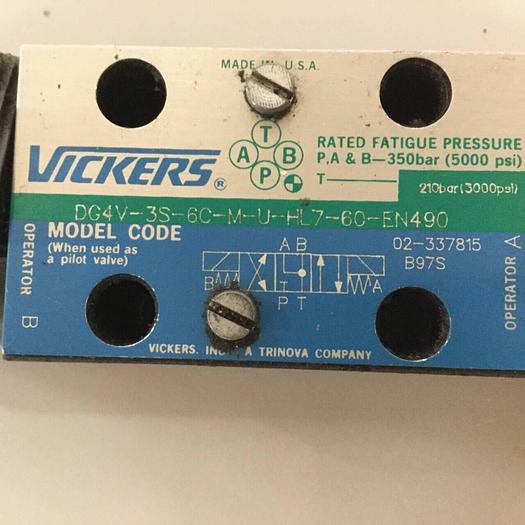 Used VICKERS Solenoid Valve DG4V-3S-6C-M-U-HL7-60-EN490 Used